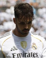 杏彩体育官网-阿斯：贝西克塔斯有意劳尔-阿森西奥，但后者不会离开皇马