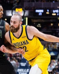 杏彩体育官网-13连败后5战4胜！落选秀新高29分逆袭 两笔2换1交易提前布局封神